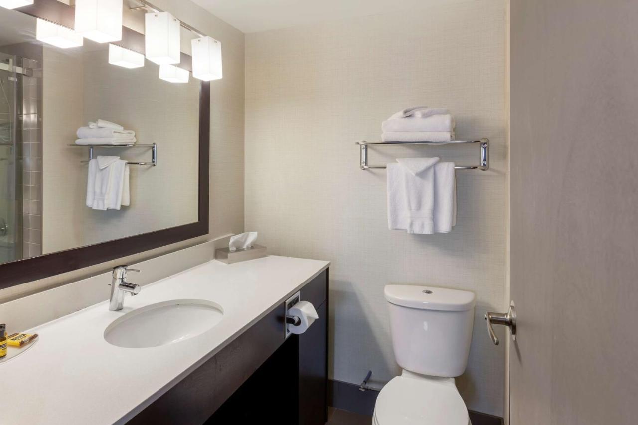Best Western Plus Leamington Hotel & Conference Centre Екстер'єр фото